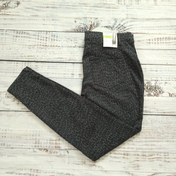 Leopard Print Soft Jeggings Size Small 4-6 #269 - Picture 1 of 4